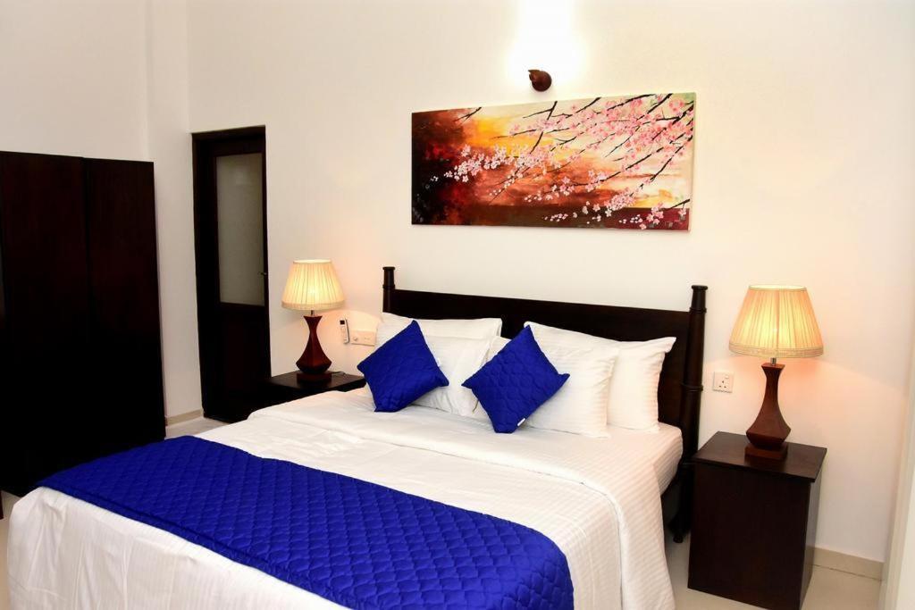 Blue Spring Hotel Wadduwa Quarto foto